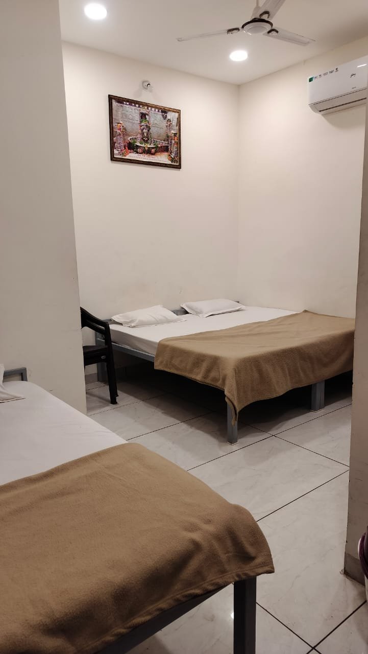 AC Deluxe Room